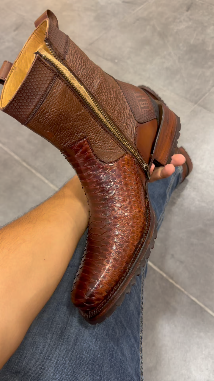 Men's Crocodile-Patterned Cowhide Leather Cowboy Boots (Buy 2, Get Free Shipping ✔️)
