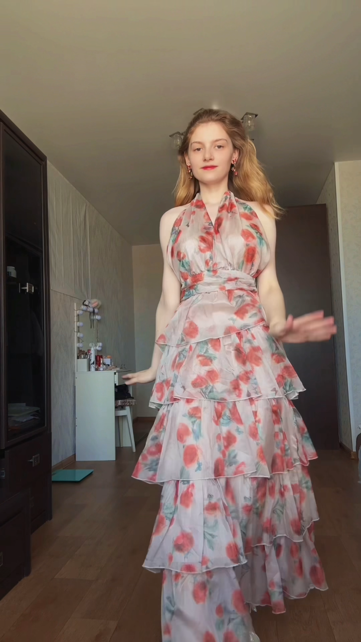 High waisted floral V-neck maxi dress