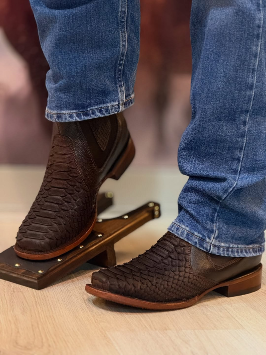 Nessabel Western Boots