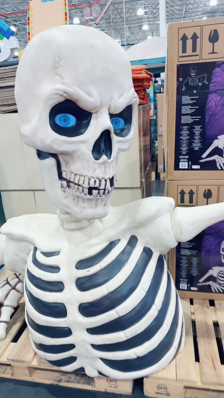 NEW Giant Huge Ground Breaking Ground Breaker Skeleton Halloween Decoration