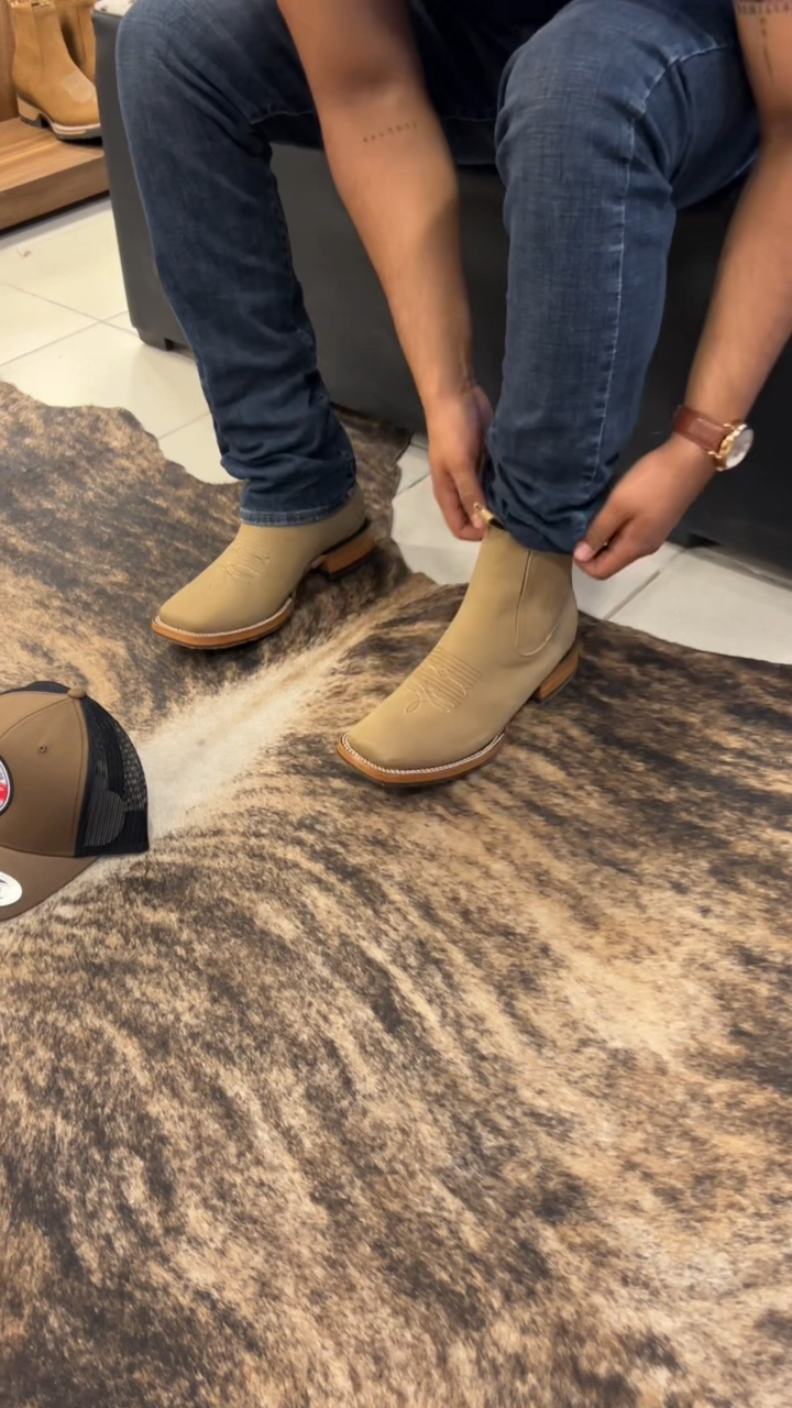 Buck Arena Cowboy Boot - Square Toe