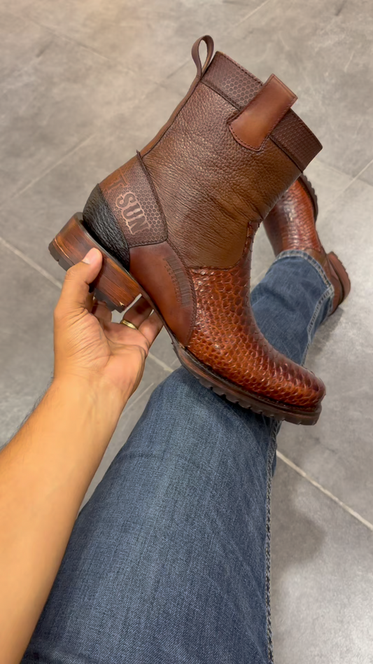 Men's Crocodile-Patterned Cowhide Leather Cowboy Boots (Buy 2, Get Free Shipping ✔️)