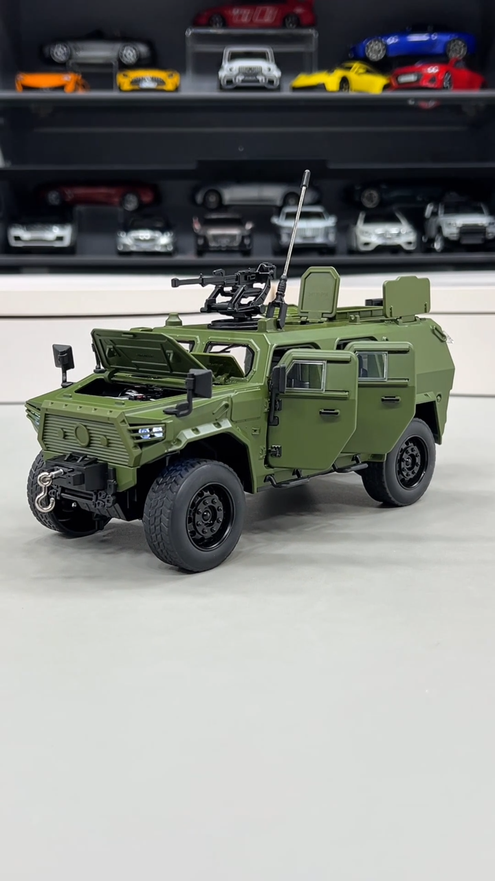Simulated Alloy Armored Vehicle