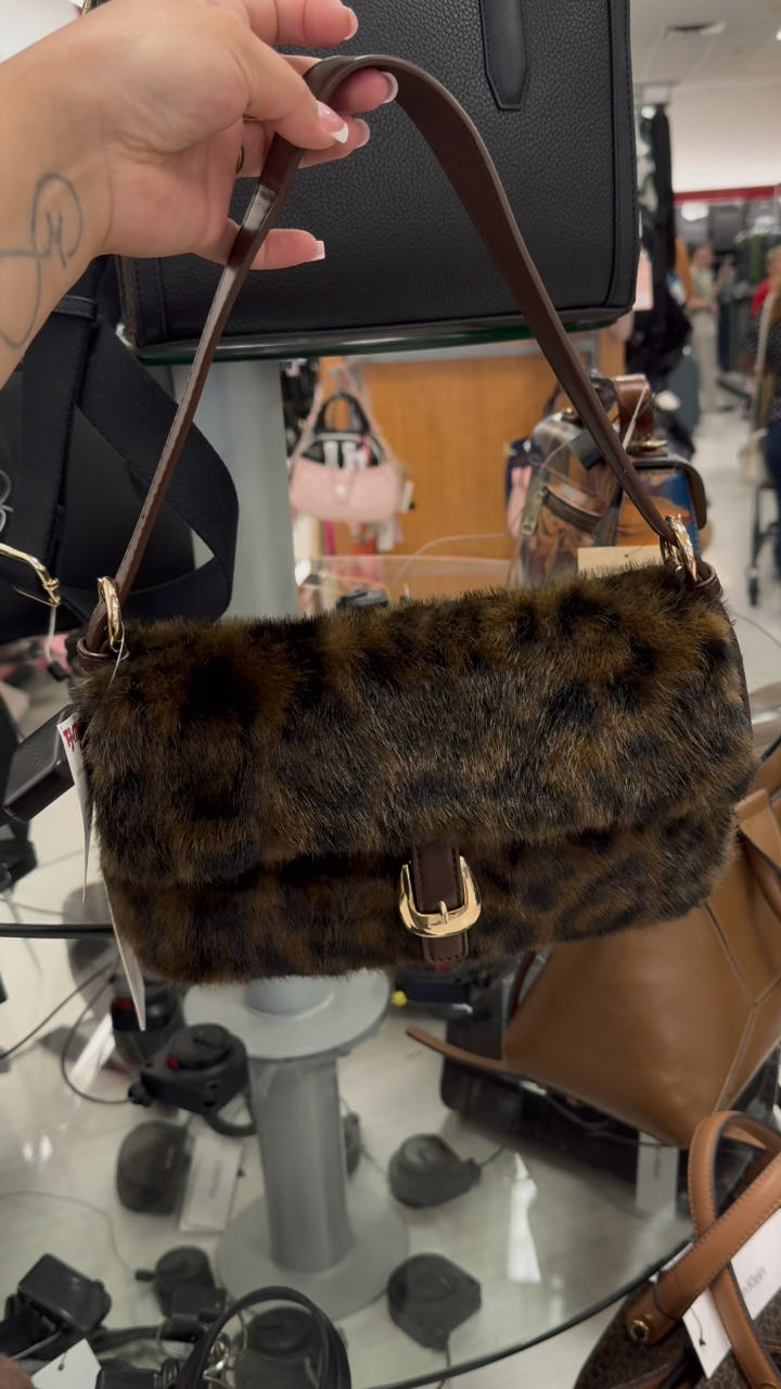 Leopard-print plush handbag