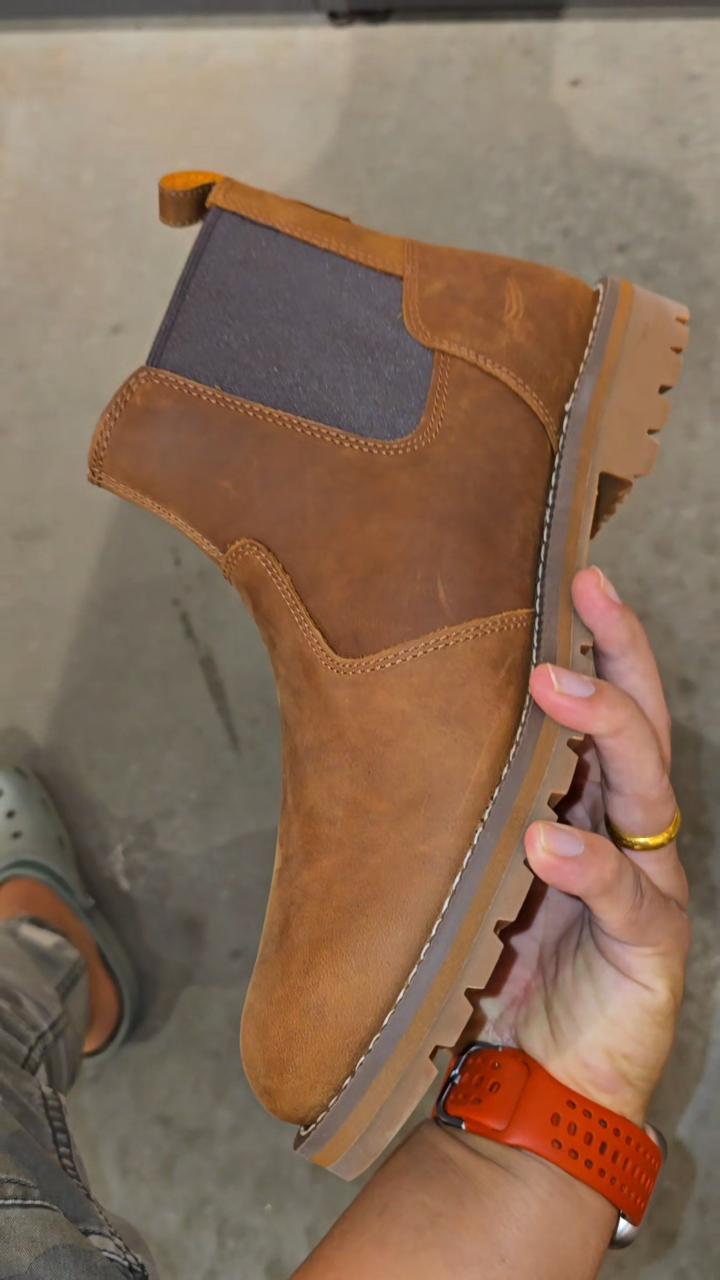 Men's Nubuck Chelsea Boots