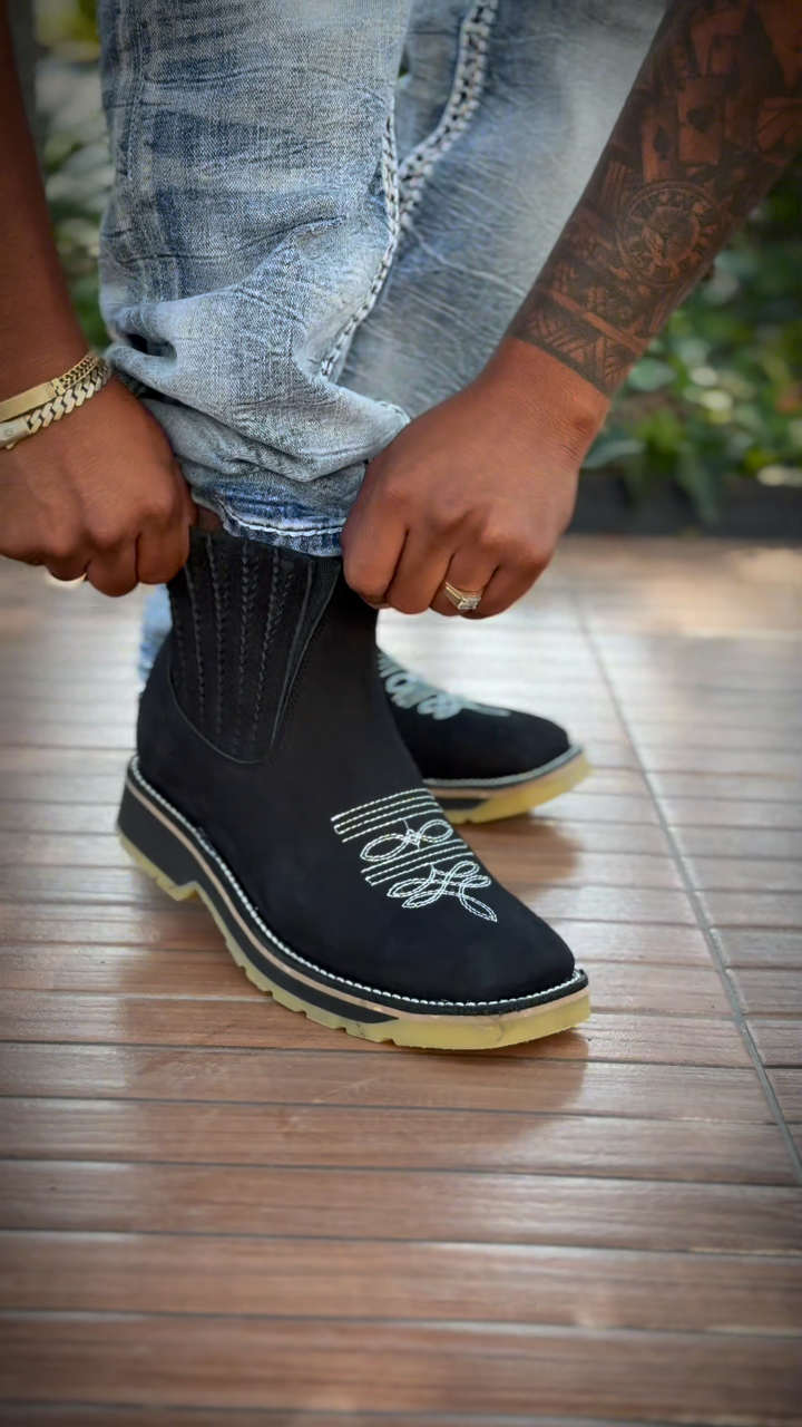 Embroidered Chelsea boots