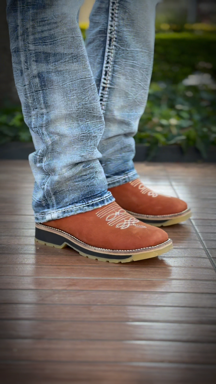 Embroidered Chelsea boots